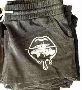 LOGO SHORTS